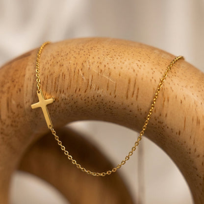 Inline Cross Necklace